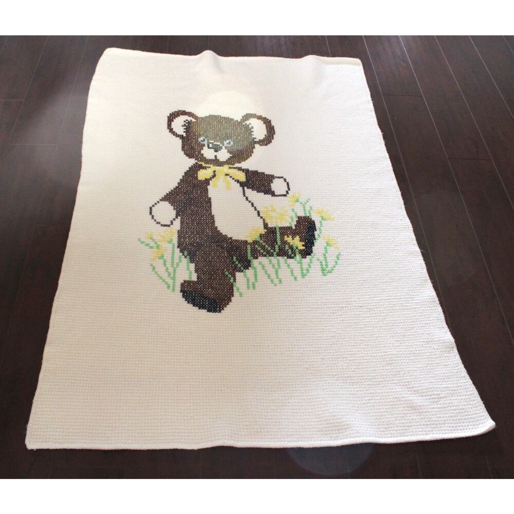 Handmade Knitted Baby Blanket Teddy Bear Design White Soft Afghan 35 x 52